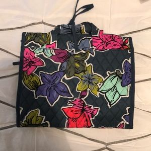 Vera Bradley Traveling Makeup & Cosmetic Bag